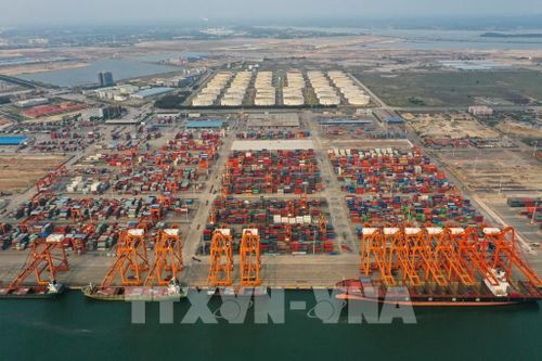 Tăng trưởng kinh tế Trung Quốc chạm mức thấp nhất trong hai năm