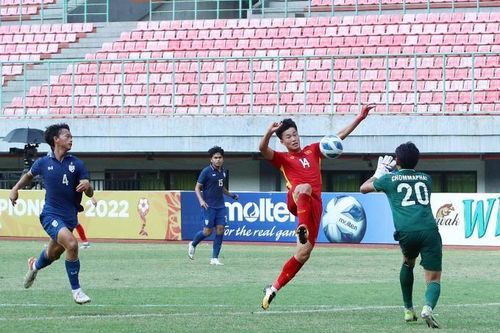 U19 Việt Nam tiếp tục hạ gục 'voi chiến' sau loạt luân lưu