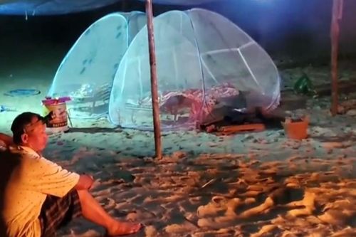 Đi họp lớp, 2 phụ nữ bị sóng cuốn tử vong