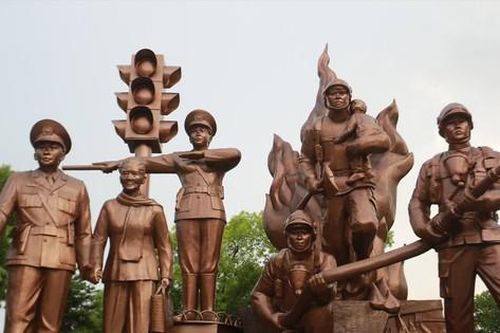 Tượng đài công an sắp khánh thành: Người trong cuộc nói gì?