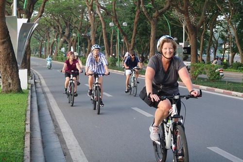 Hà Nội vào top 'những điểm đến lý tưởng nhất thế giới để đạp xe'