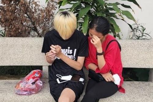 Công an giúp 2 thanh niên bị lừa sang Campuchia làm việc về nhà an toàn