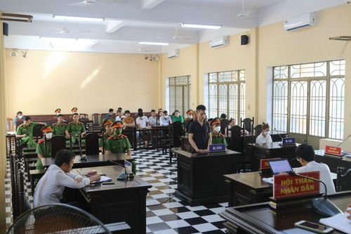 Tử hình kẻ ném con gái 5 tuổi xuống sông