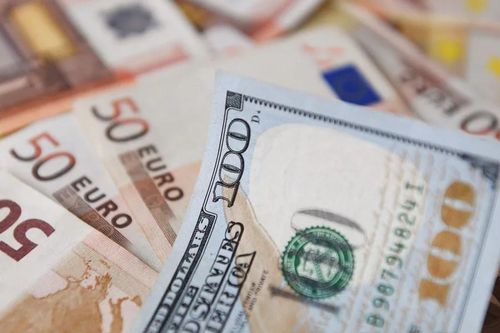 Lý do đồng USD tăng giá mạnh