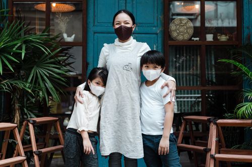 Nhiều cha mẹ chưa thể chấp nhận sự thật con đồng tính