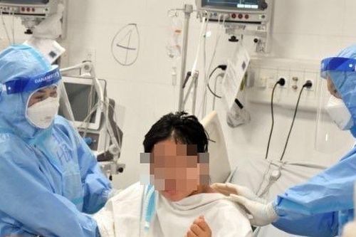 Cứu người bệnh COVID-19: Dù chỉ còn 1% hi vọng vẫn phải cố gắng đến cùng