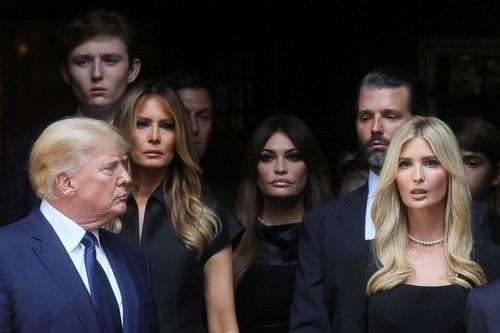 Gia đình Trump tiễn đưa bà Ivana lần cuối