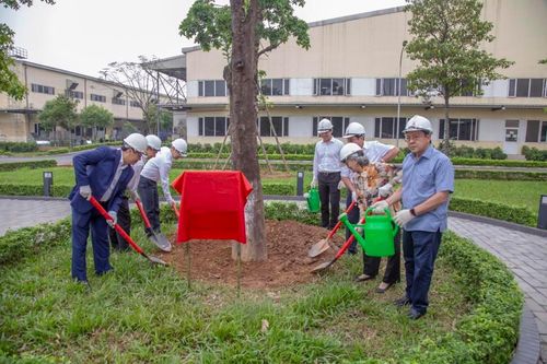 Công ty Thuốc lá Thăng Long: Sản xuất an toàn cùng với 'xanh hóa' môi trường