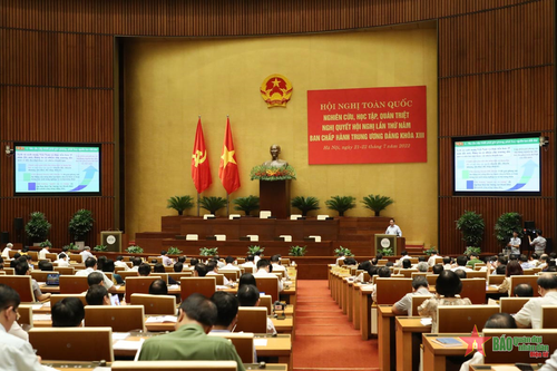 Hội nghị toàn quốc nghiên cứu, học tập, quán triệt Nghị quyết Hội nghị Trung ương 5, khóa XIII