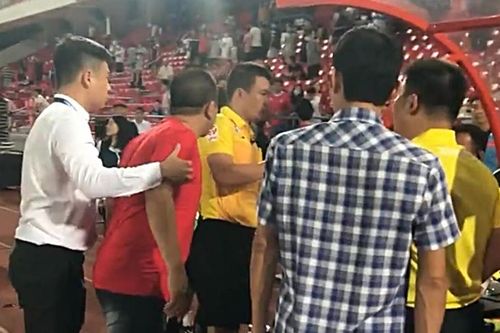 Ông Trần Tiến Dũng bị cấm 3 năm không được đến sân cỏ V.League