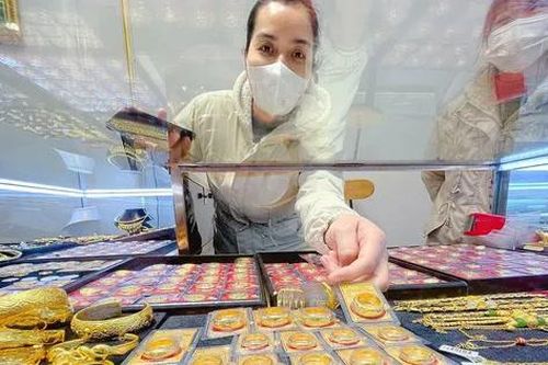 Giá vàng bật tăng từ đáy