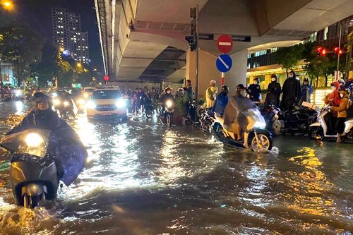 Thời tiết bất thường, cực đoan kéo dài đến hết năm
