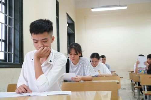 Bộ GD-ĐT yêu cầu đổi mới phương pháp dạy học và kiểm tra môn Ngữ văn