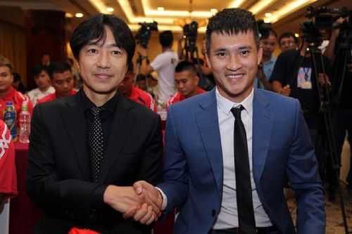 HLV Toshiya Miura có thể dẫn dắt Bình Dương ở V.League 2022