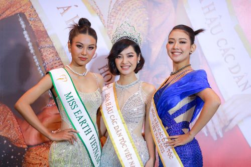 Thí sinh mang bầu và những ồn ào bủa vây cuộc thi hoa hậu