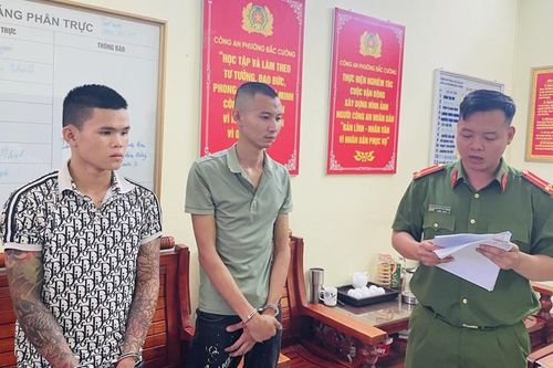 Bắt tạm giam 2 bị can trong vụ ẩu đả dùng súng giải quyết mâu thuẫn ở Lào Cai