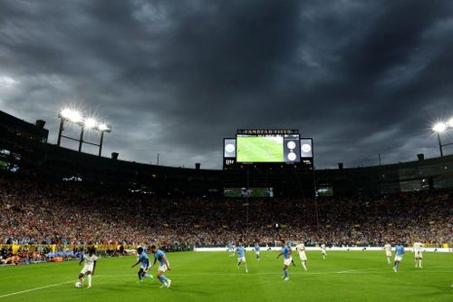 Man City thắng Bayern trong trận đấu bị hoãn 2 lần