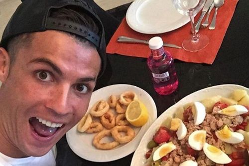 6 bữa ăn của Ronaldo gồm món gì?