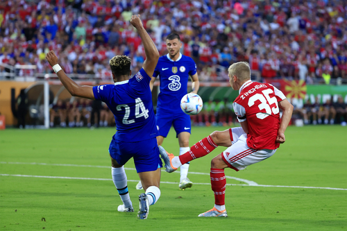 Arsenal hạ gục Chelsea, Man City thắng nhẹ Bayern Munich