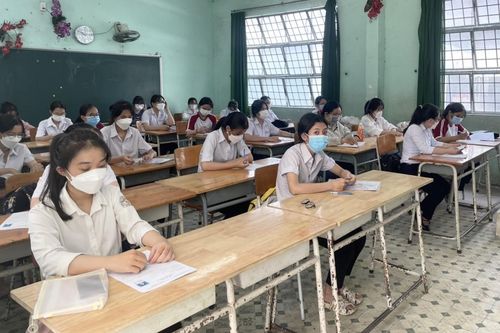 Bình Dương có 72 điểm 10 tại Kỳ thi tốt nghiệp THPT 2022