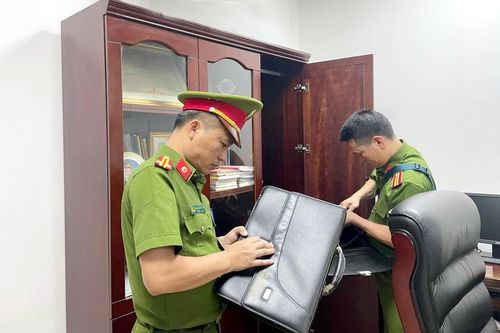 Lào Cai: Nhiều lãnh đạo bị điều tra về tội 'Lợi dụng chức vụ, quyền hạn trong khi thi hành công vụ'