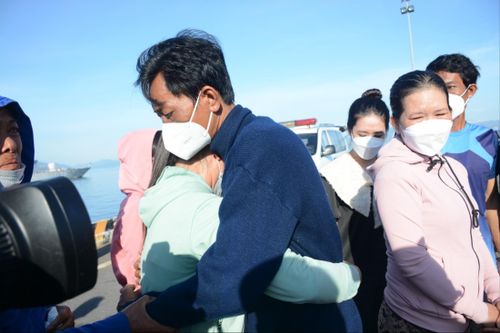 Ngư dân sống sót sau 12 ngày trôi dạt trên biển: 'Như được tái sinh thêm lần nữa!'