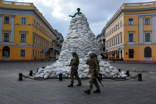 Ukraine công bố tổn thất, Nga nói sẵn sàng khôi phục đàm phán với Kiev