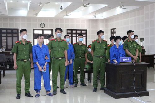 'Cựu bạn tù' móc nối buôn ma túy, kẻ nhận án tử hình, người án chung thân