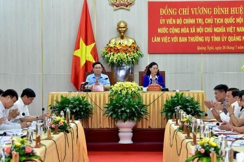 Quảng Ngãi phấn đấu trở thành một trung tâm phát triển của miền trung