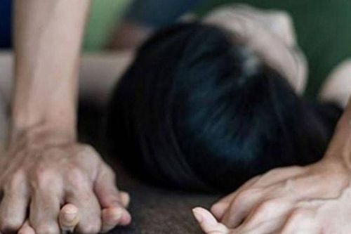 Vướng vòng lao lý vì rủ bạn gái nhí 'cuốc đất nhé'