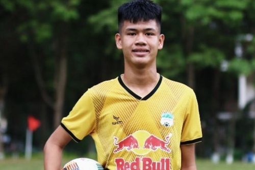 Danh sách U16 Việt Nam đá giải Đông Nam Á: Có trung vệ 15 tuổi cao 1m91!