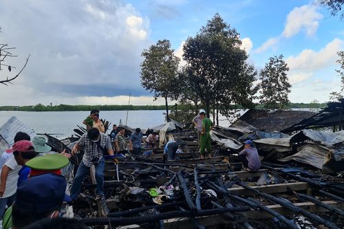 Người đàn ông bị tai biến tử vong trong căn nhà cháy