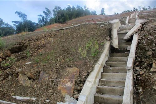 Thanh Hóa: Xác định nguyên nhân công trình gần 37 tỷ đồng chưa bàn giao đã bị sạt lở