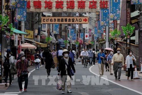Nhật Bản hạ dự báo tăng trưởng kinh tế trong tài khóa 2022 xuống còn 2%