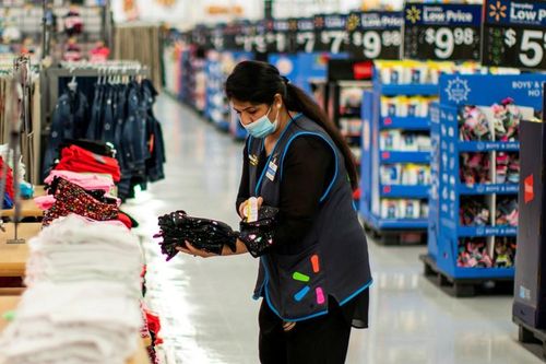 Lợi nhuận năm 2022 của Walmart có thể giảm 11-13%