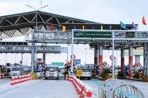 Khi làm thẻ thu phí tự động ETC người đi ô tô cần chuẩn bị những giấy tờ gì?
