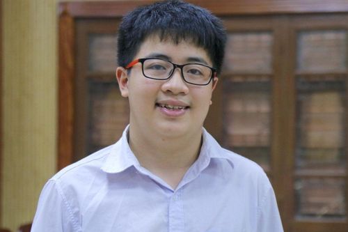 Chàng trai 'săn vàng' tại IMO 2022