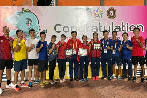 Điền kinh Việt Nam gặt 'mưa' vàng tại Đại hội thể thao sinh viên Đông Nam Á 2022