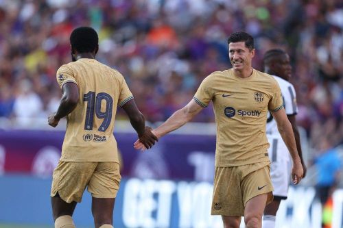 Dembele lu mờ Lewandowski, Barca hòa kịch tính với Juventus