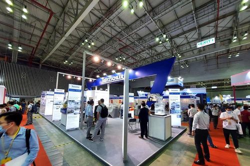 16 quốc gia phô diễn công nghệ dệt may mới nhất tại Việt Nam