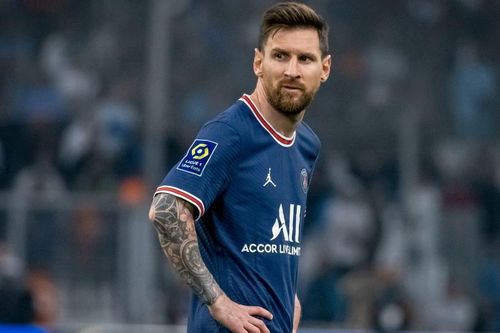 PSG không dễ để Messi rơi vào tay Barca