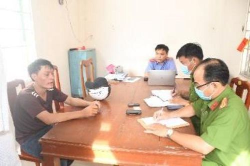 Kẻ giết người tình chị gái khai gì?