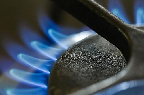 Giá khí đốt tại châu Âu lần đầu tiên vượt ngưỡng 2.300 USD kể từ đầu tháng 3