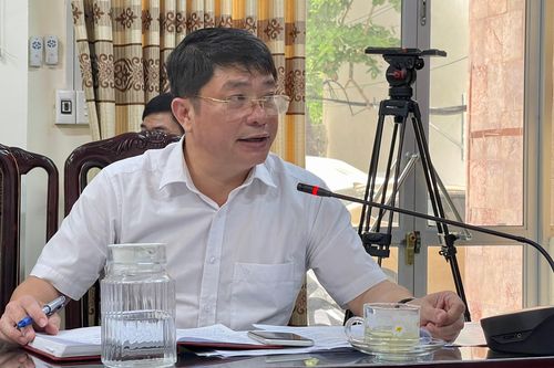 Nam Định: Người dân 'thờ ơ' tiêm vaccine mũi 4, phải 'giải cứu' vaccine