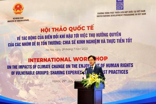Việt Nam nỗ lực giải quyết các tác động tiêu cực của biến đổi khí hậu