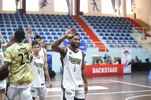 Ngoại binh Mỹ ghi 39 điểm, đưa Saigon Heat lên ngôi đầu VBA