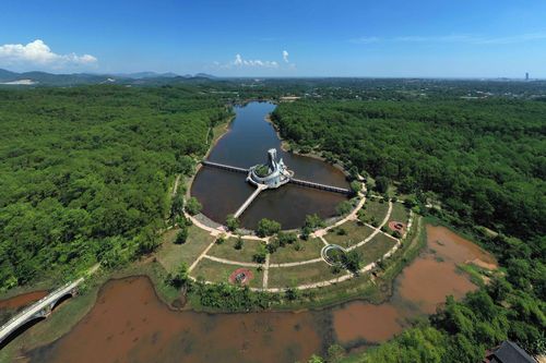 Rao bán tài sản công viên từng lên báo Mỹ ở Thừa Thiên - Huế