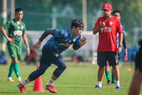 Phản ứng bất ngờ từ Bùi Tiến Dũng khi bị khuyên: 'Giải nghệ đi'