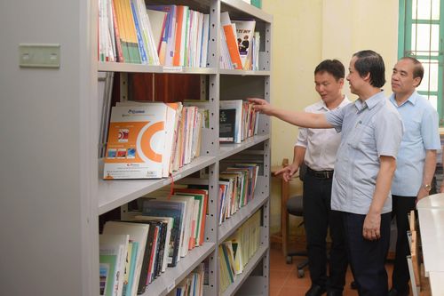 Bộ trưởng Nguyễn Kim Sơn: Chính quyền địa phương quan tâm hơn nữa đến ngành Giáo dục