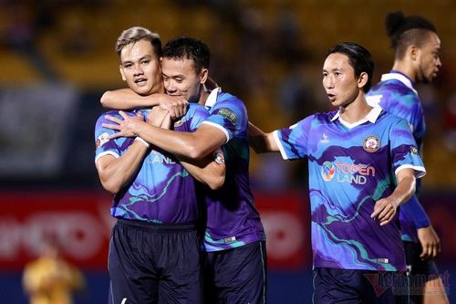 Hồ Tấn Tài tỏa sáng, Bình Định thắng kịch tính Bình Dương